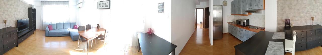 Lemonhouse 2 Apartment Bukares Bagian luar foto