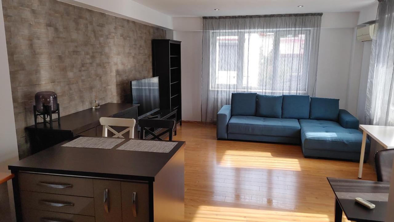 Lemonhouse 2 Apartment Bukares Bagian luar foto