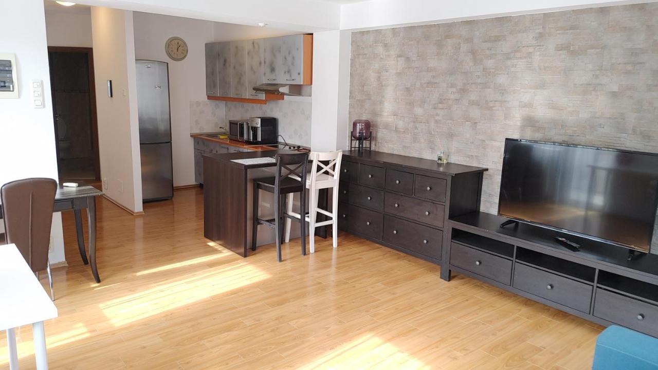Lemonhouse 2 Apartment Bukares Bagian luar foto